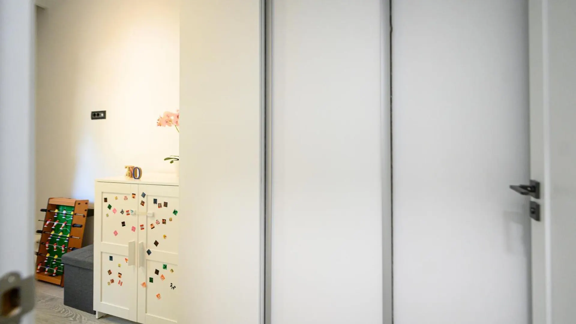 Kiseleff Flat - 2Br, Family-Friendly, Free Parking Apartment Bucharest