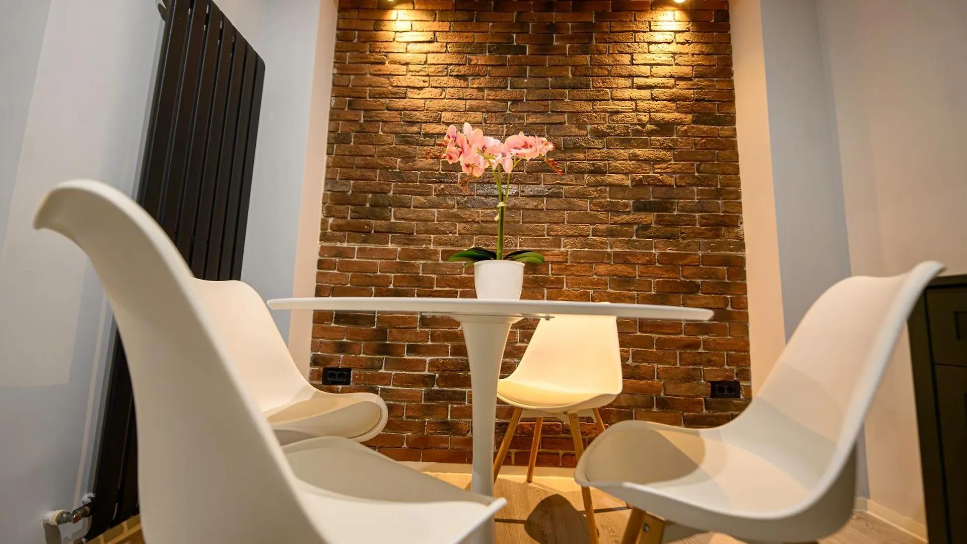 Kiseleff Flat - 2Br, Family-Friendly, Free Parking Apartamento Bucareste