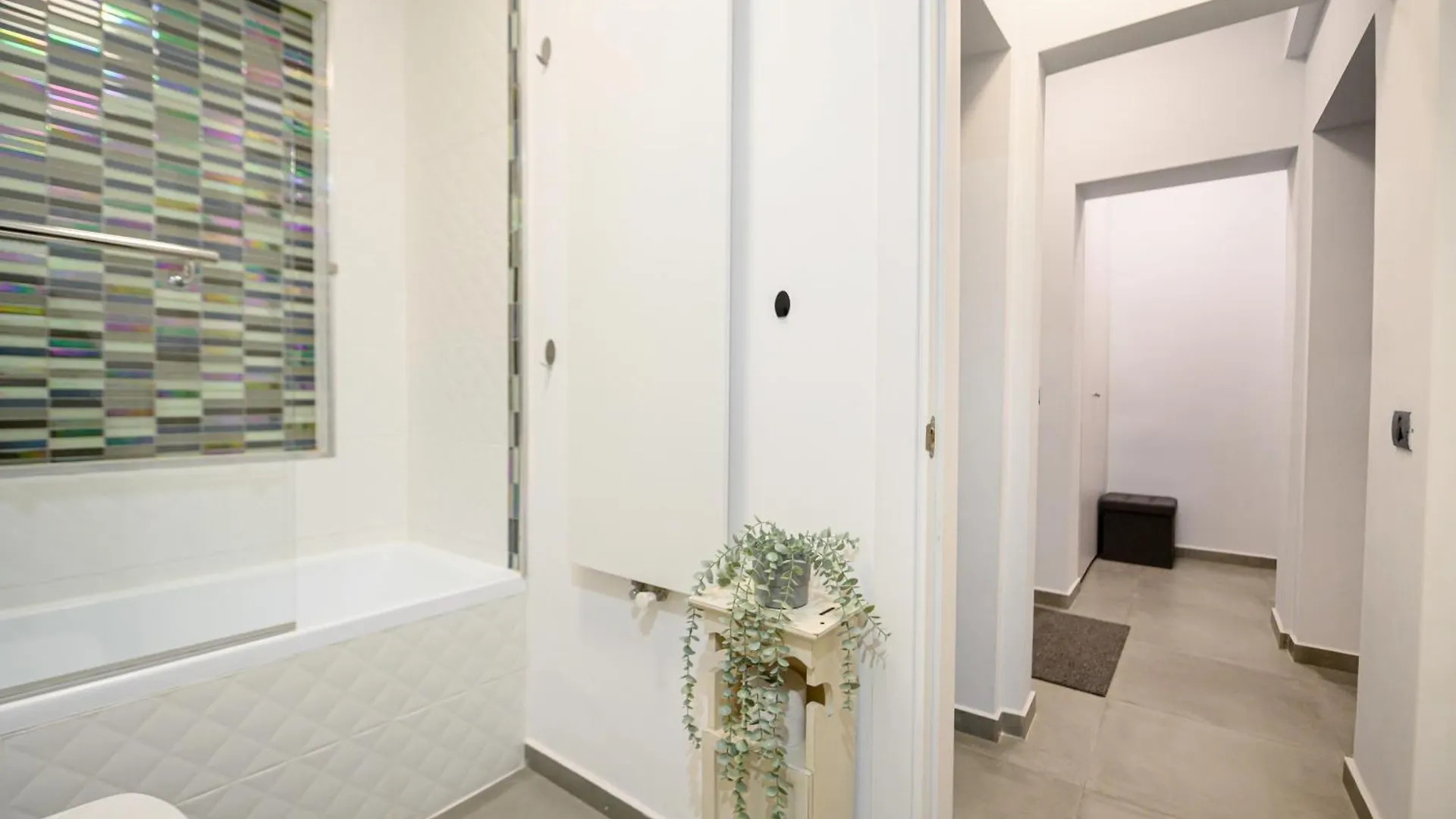 Kiseleff Flat - 2Br, Family-Friendly, Free Parking Lejlighed Bukarest